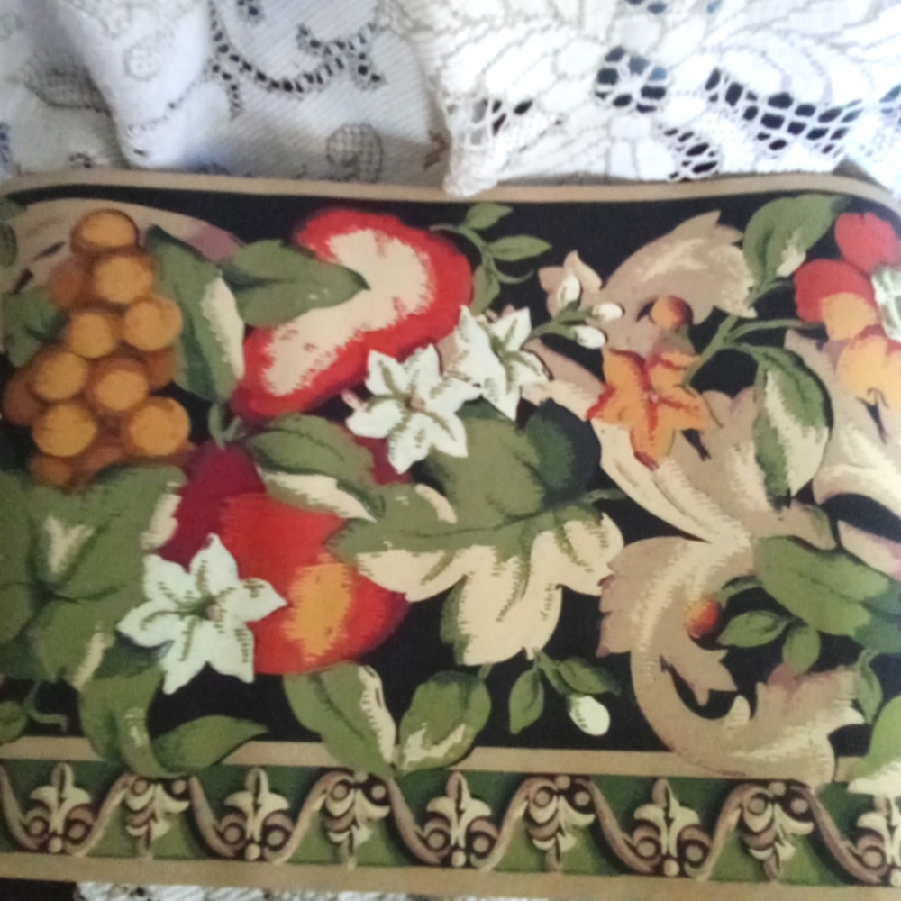 3 beautiful wallpaper border rolls